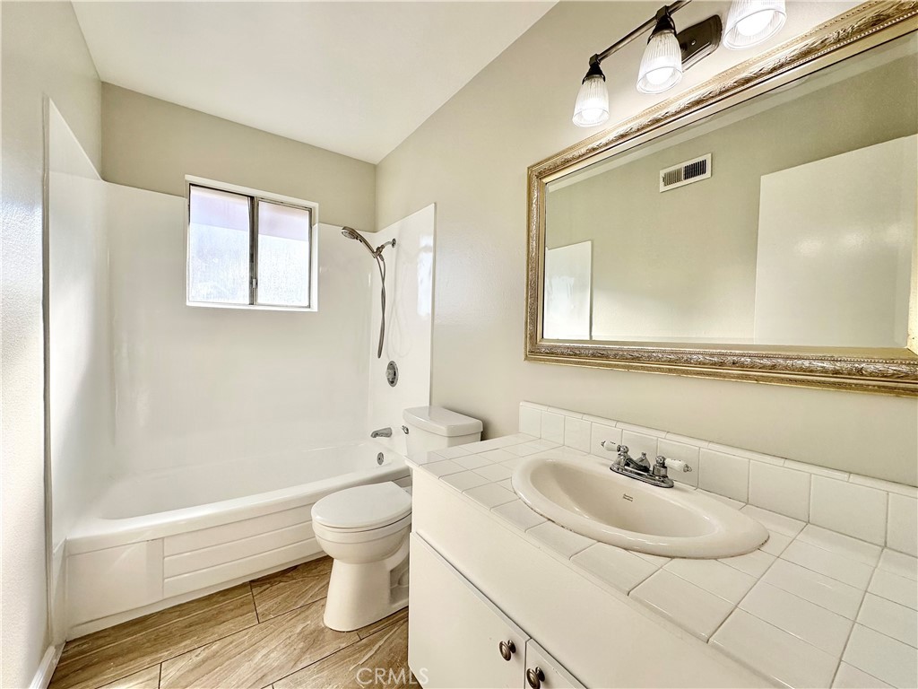 9908 Continental Drive