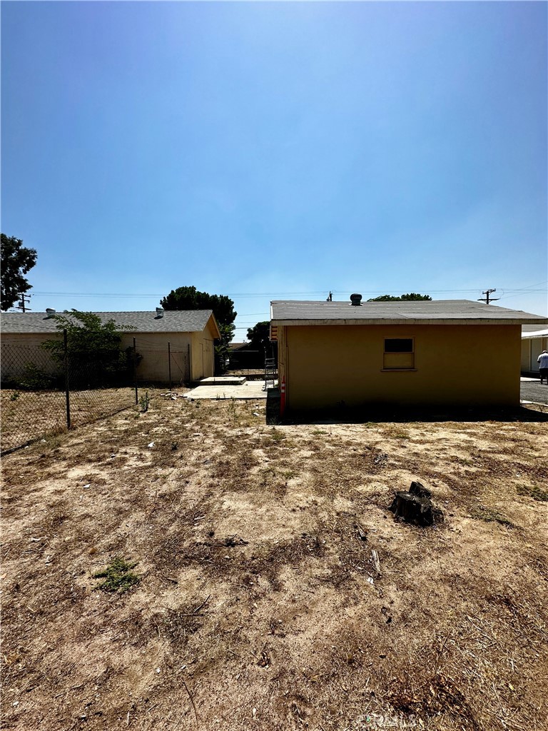 7593 Hillview Street