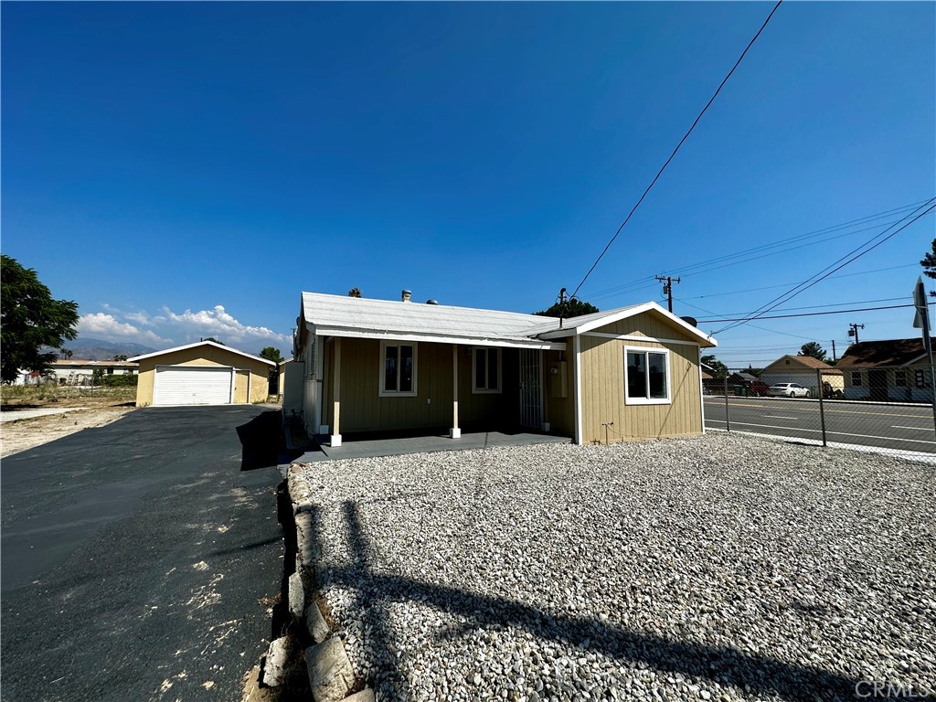 7593 Hillview Street