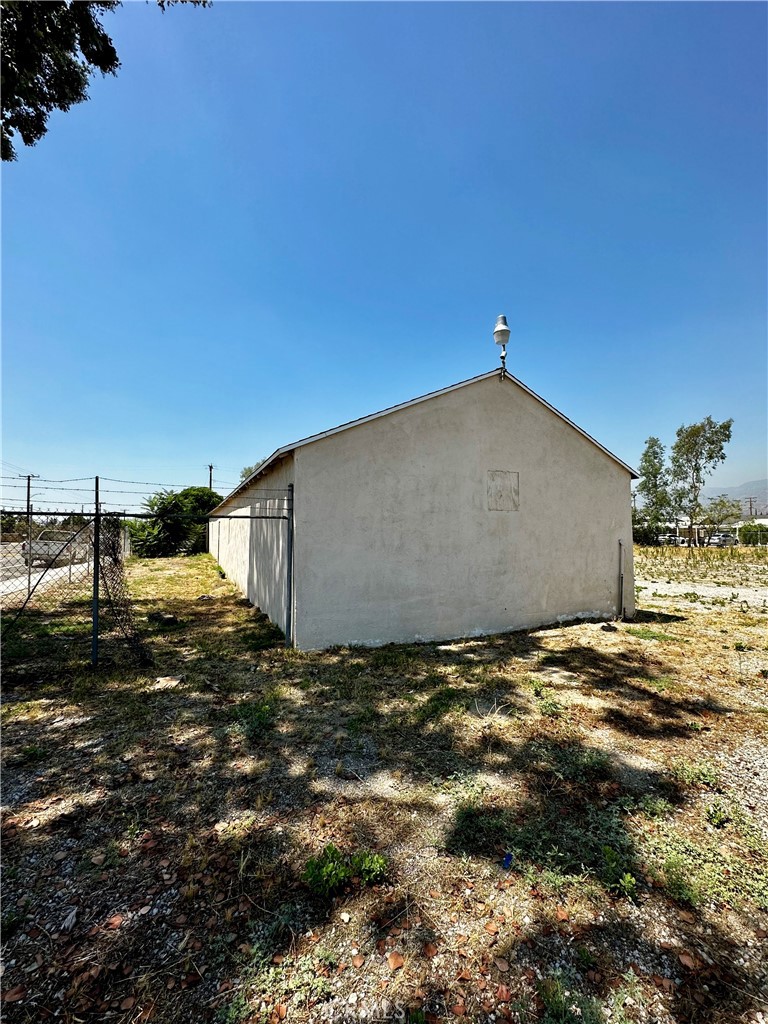 7593 Hillview Street