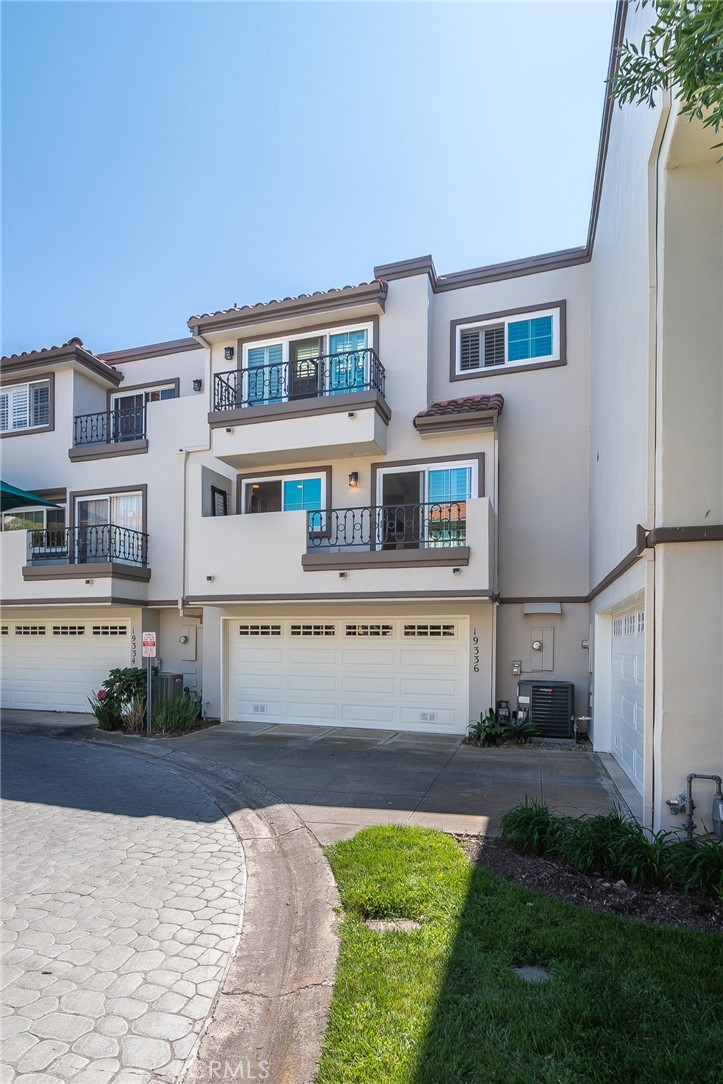 19336 Firestone Circle