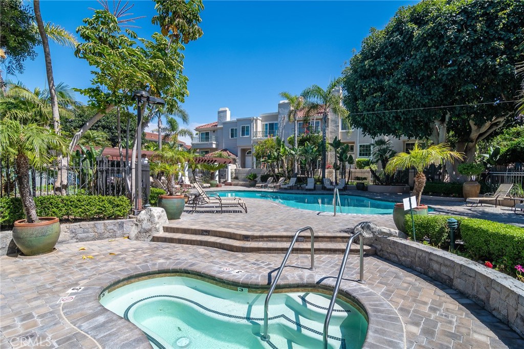 19336 Firestone Circle