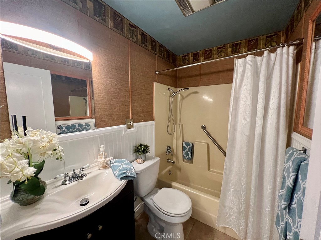 18900 Delaware Street 107