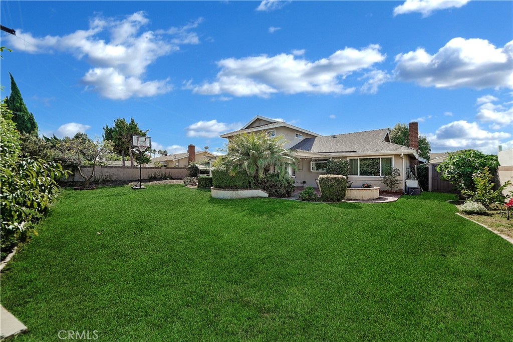 17388 Poplar Street