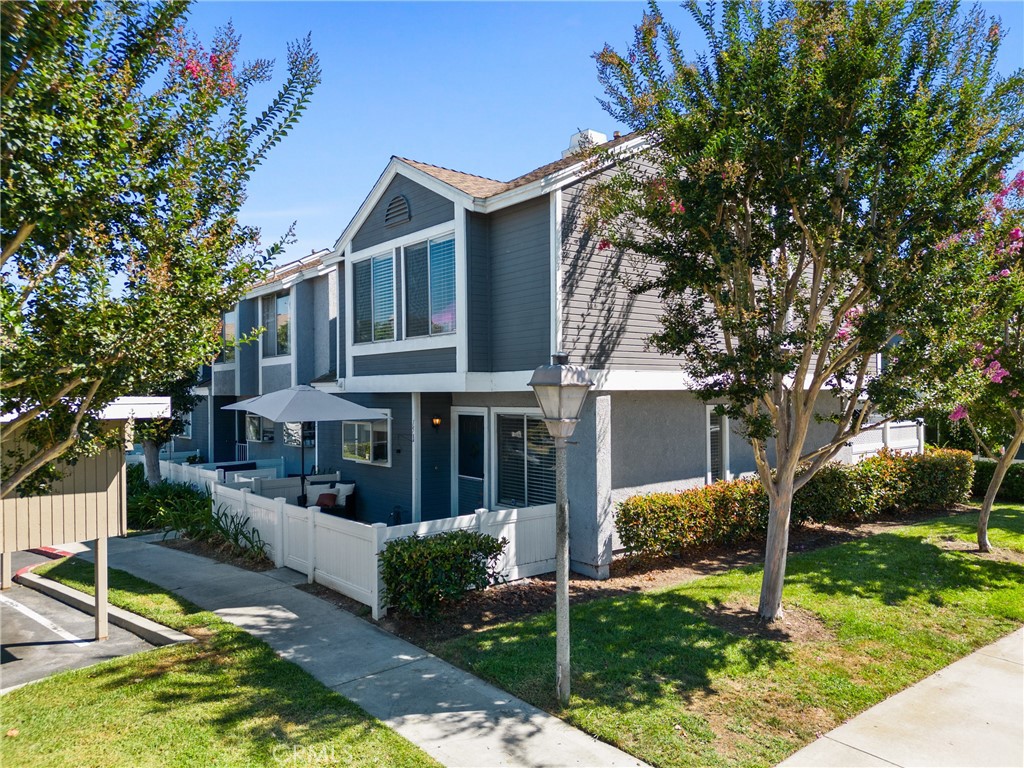 15 Briarwood Lane 64