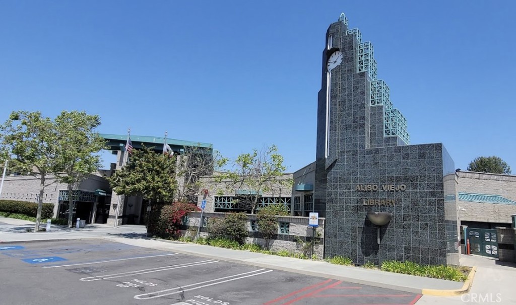 15 Briarwood Lane 64