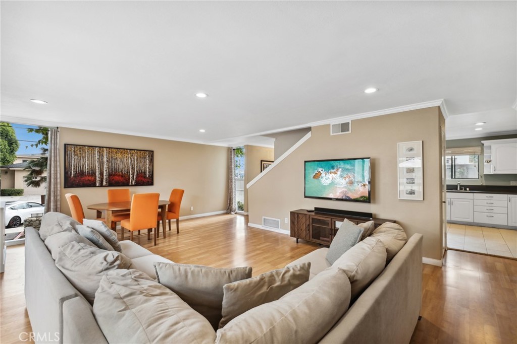 1201 Las Arenas Way 1