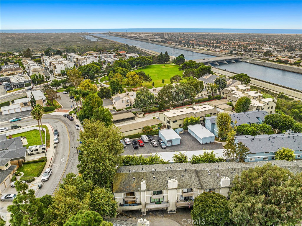 1201 Las Arenas Way 1