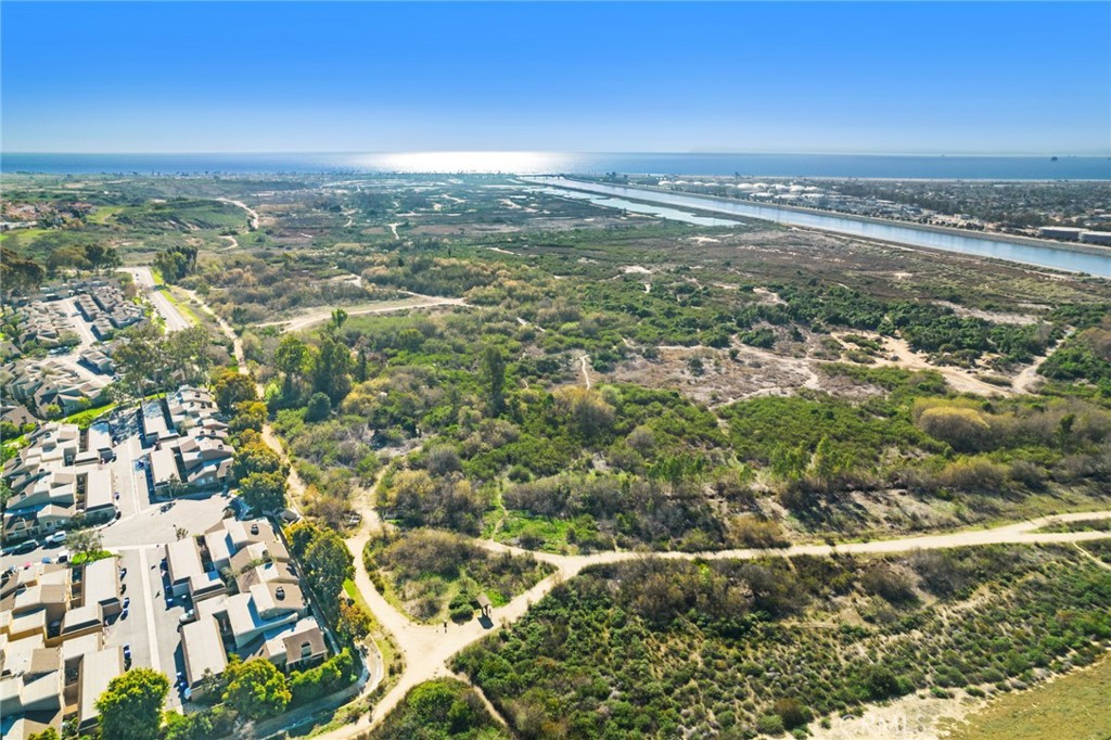 1201 Las Arenas Way 1