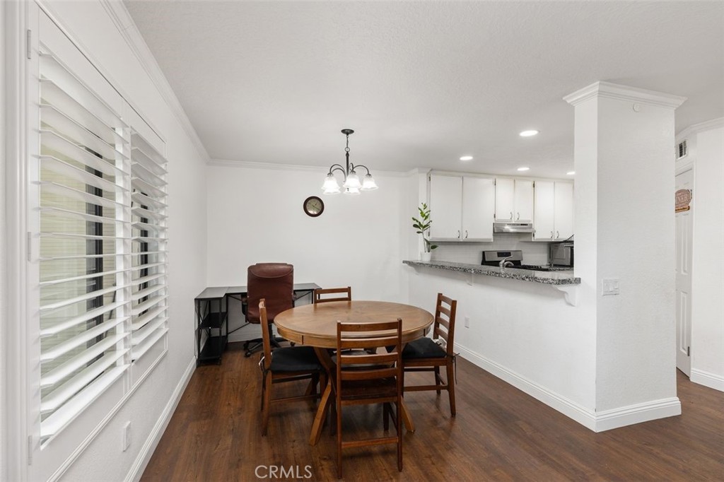 22294 Redwood Pointe 6D