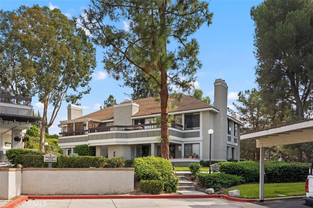 22294 Redwood Pointe 6D