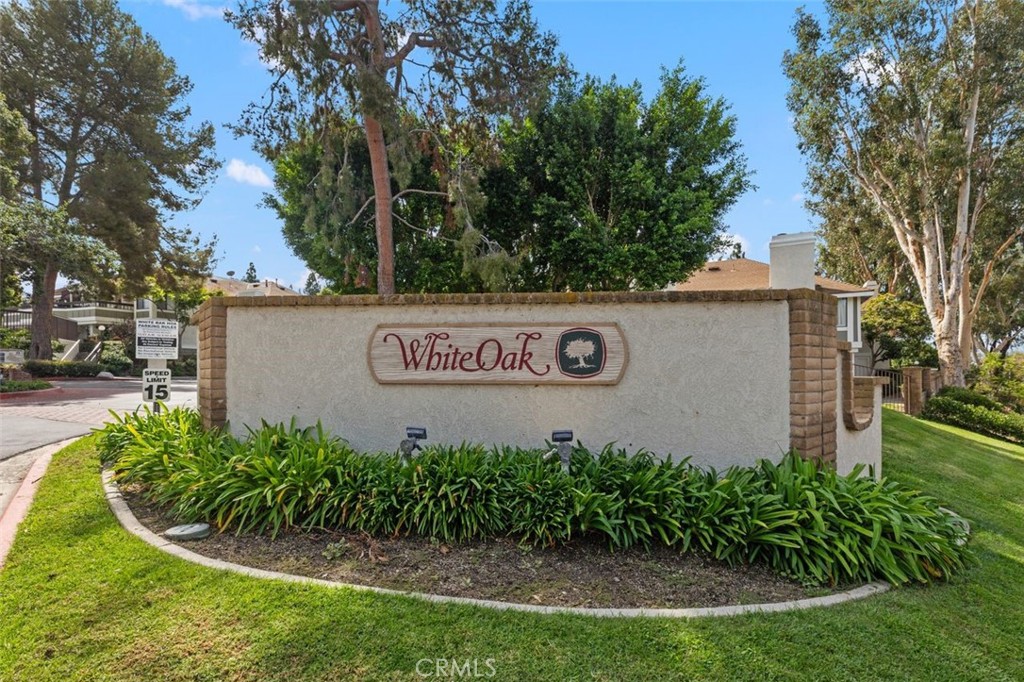 22294 Redwood Pointe 6D