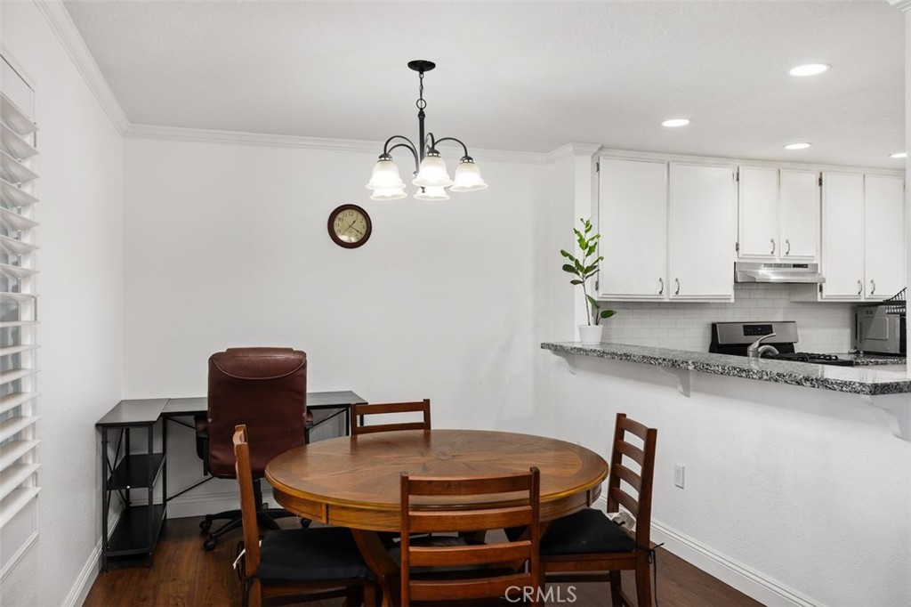 22294 Redwood Pointe 6D