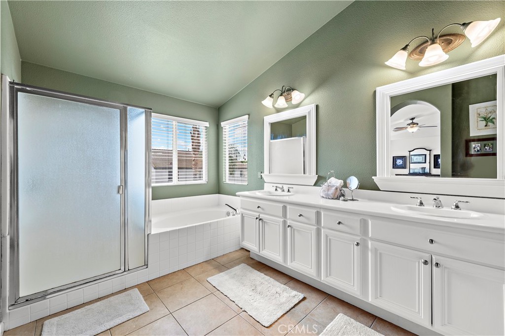 13741 Hollowbrook Way