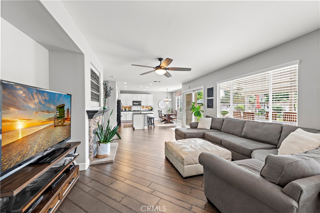 13741 Hollowbrook Way