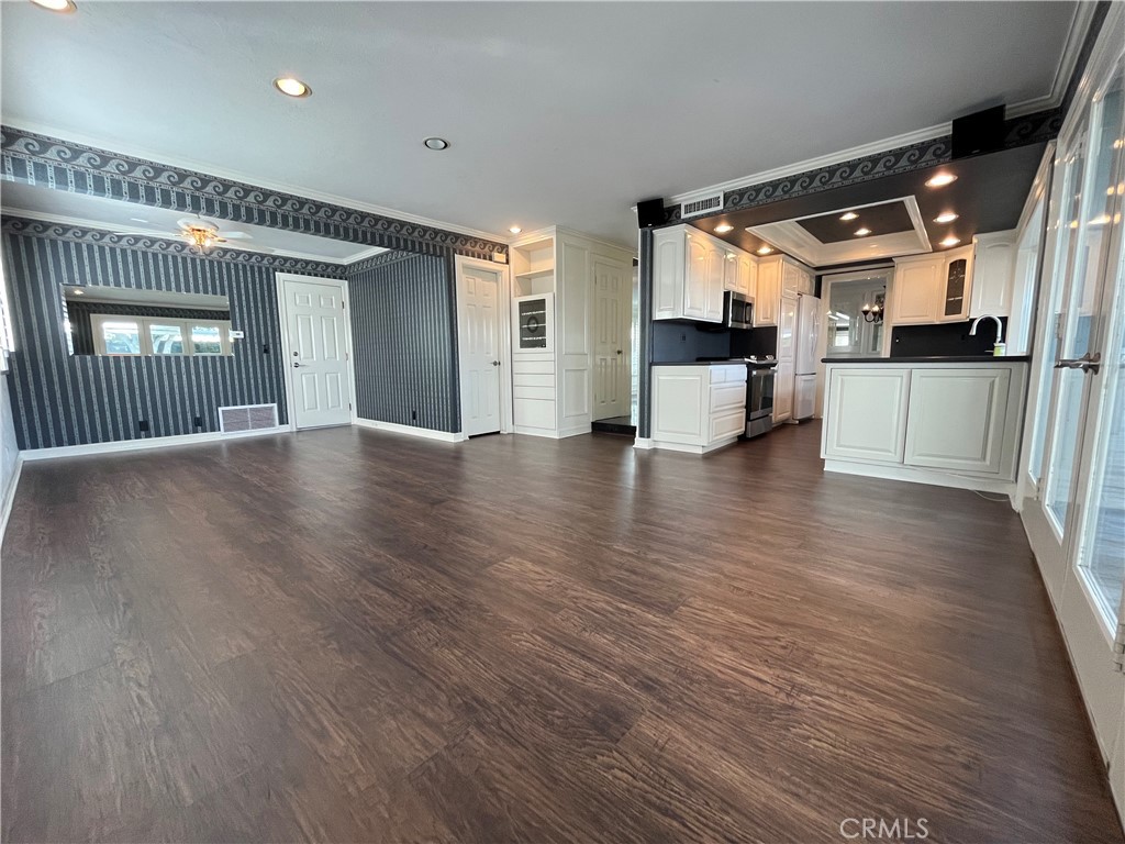 17110 San Pedro Circle