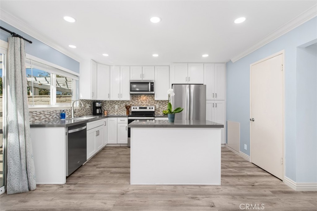 21739 Lake Vista Drive