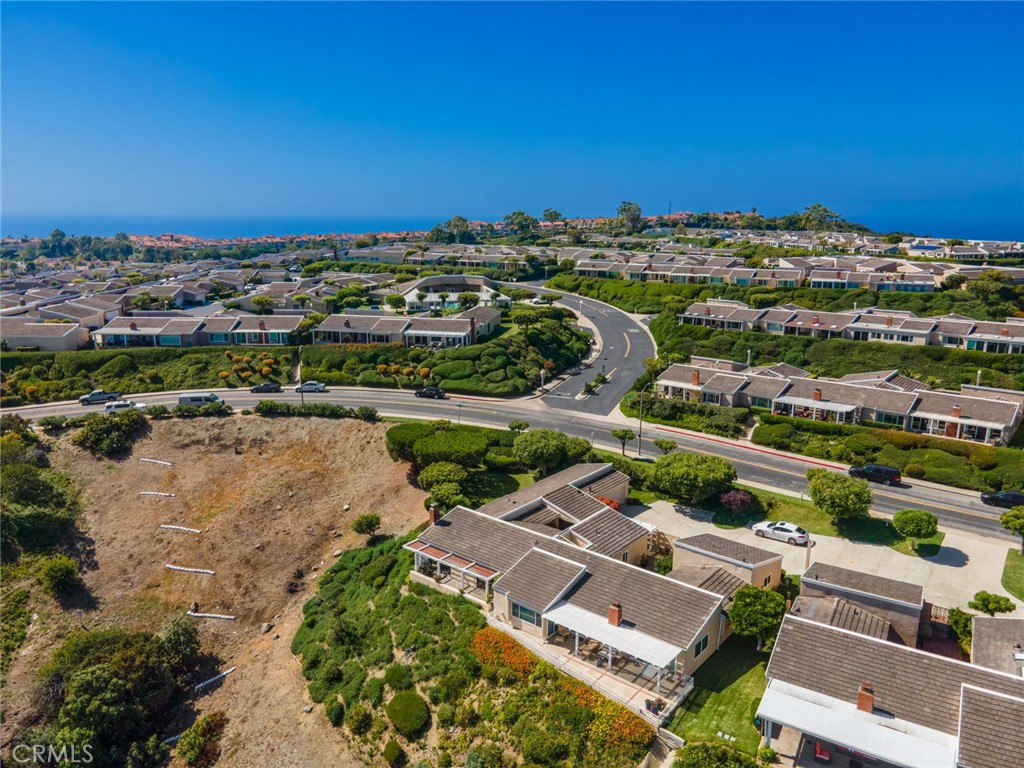 31002 Flying Cloud Drive