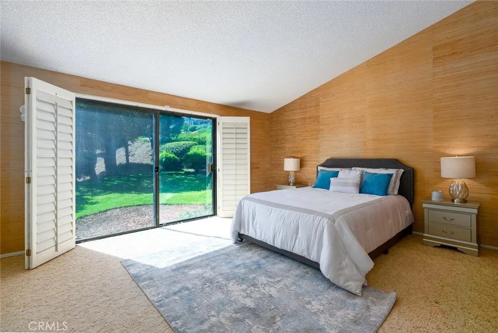 31002 Flying Cloud Drive