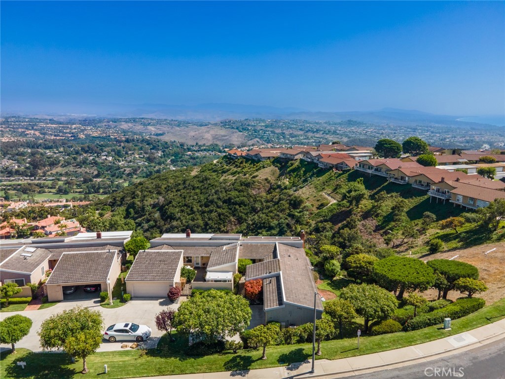 31002 Flying Cloud Drive