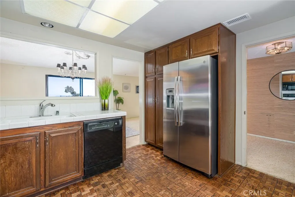 31002 Flying Cloud Drive