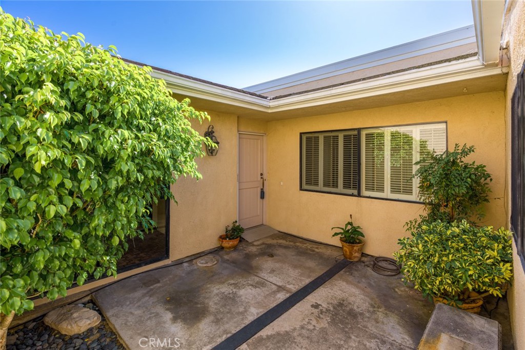 31002 Flying Cloud Drive