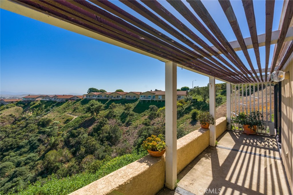 31002 Flying Cloud Drive