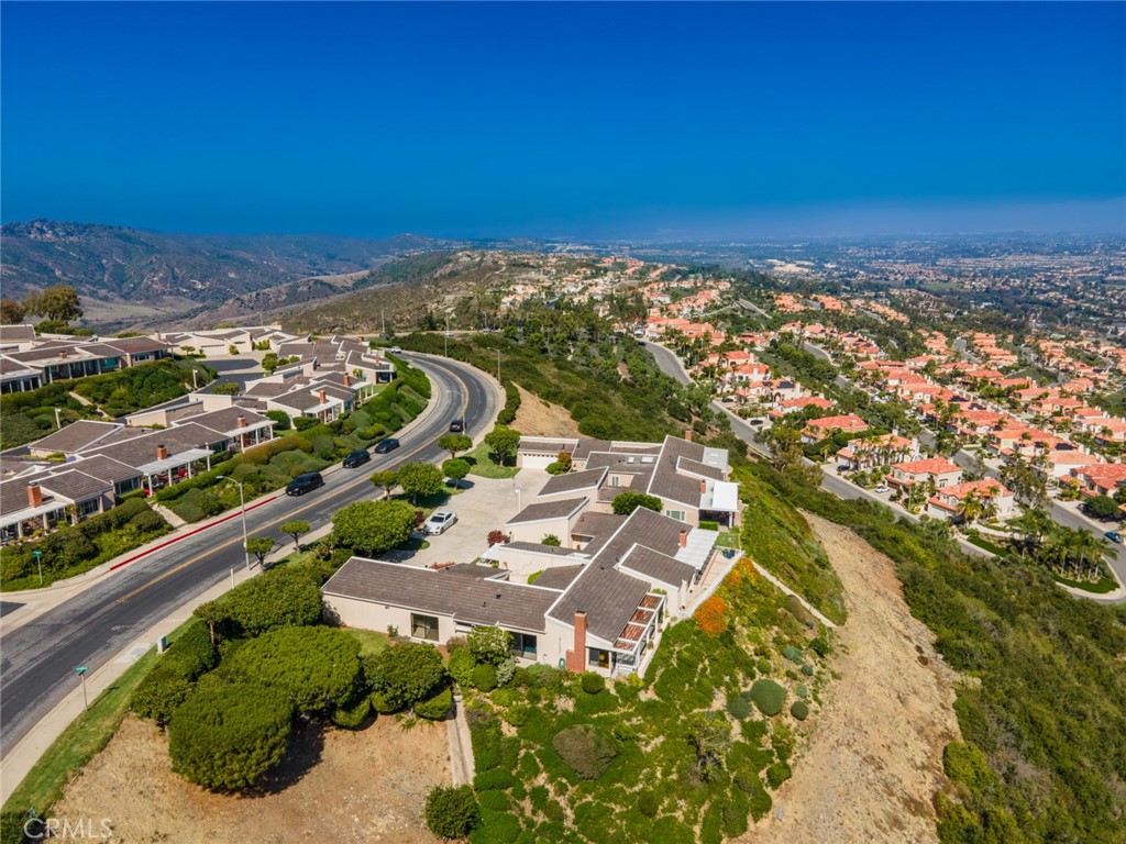 31002 Flying Cloud Drive