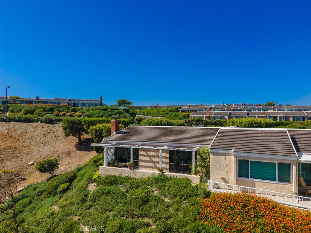 31002 Flying Cloud Drive