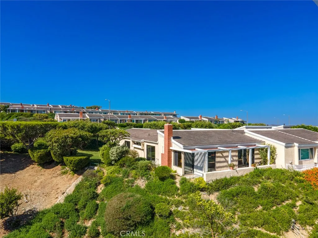 31002 Flying Cloud Drive