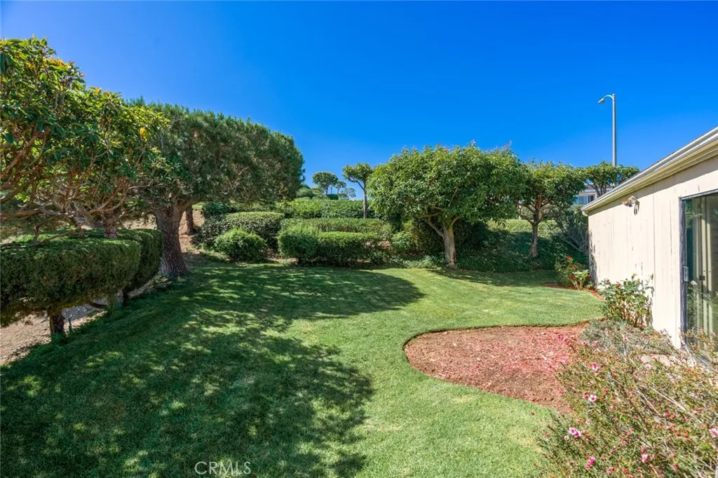 31002 Flying Cloud Drive