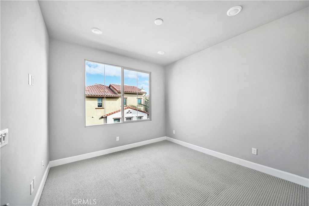 7276 Crystal Drive