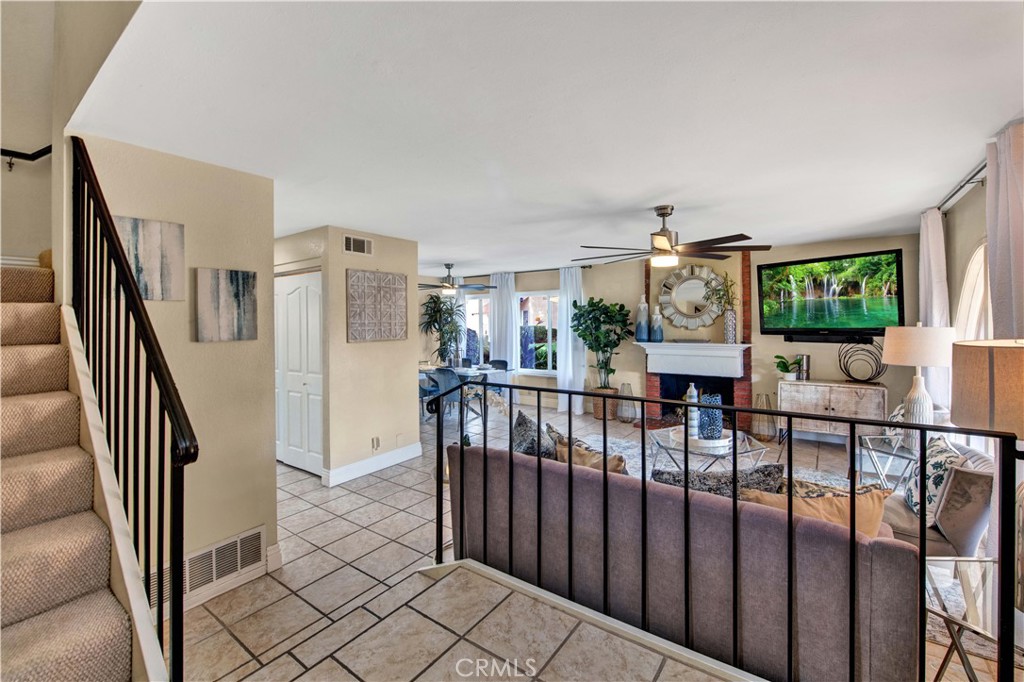 10555 La Rosa Circle