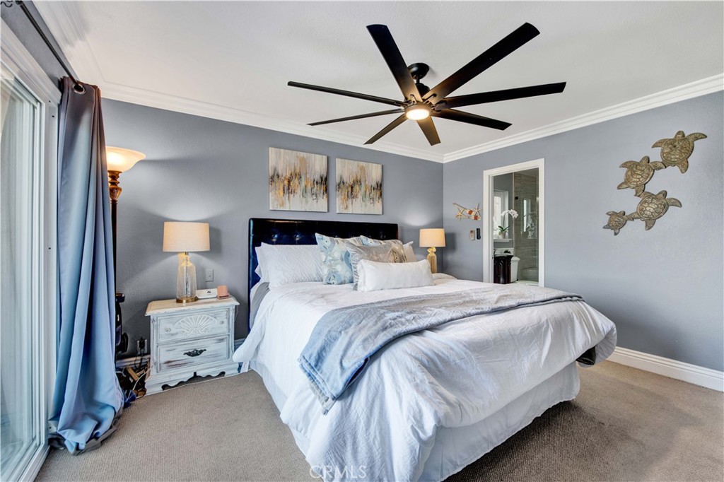 10555 La Rosa Circle