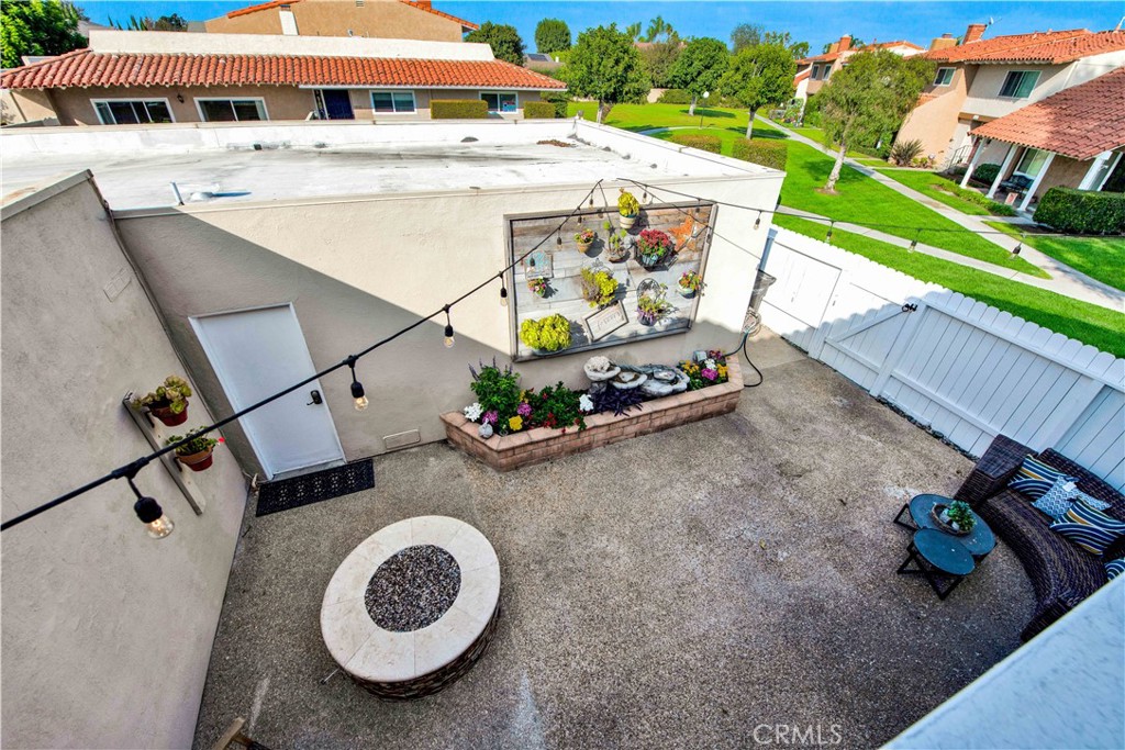 10555 La Rosa Circle