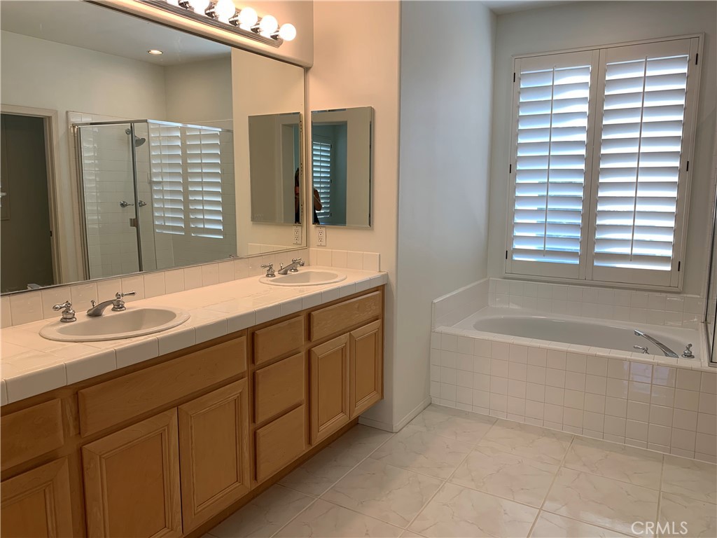 12421 CARDINAL Drive