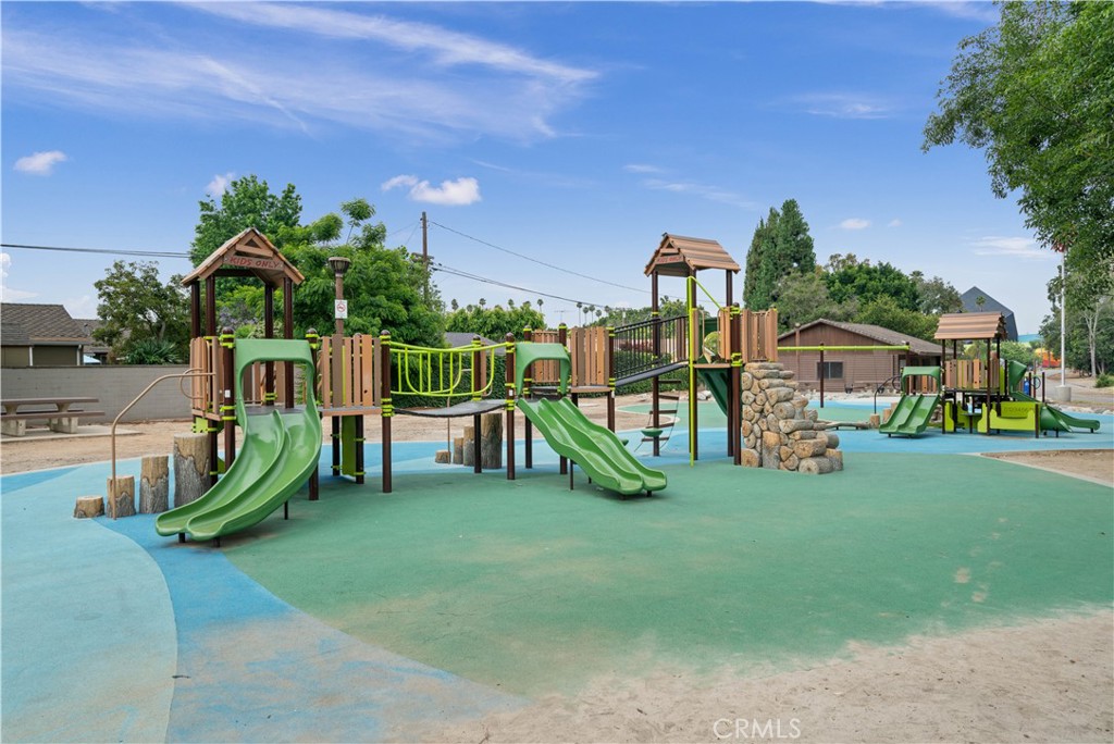 2510 Poinsettia Street