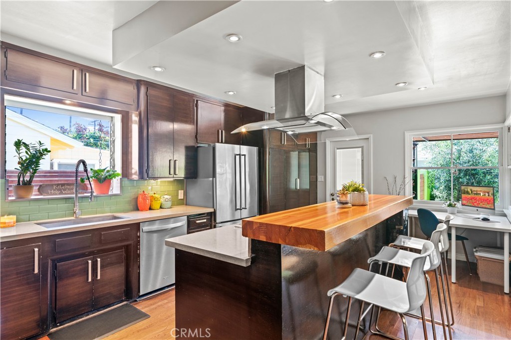 2510 Poinsettia Street