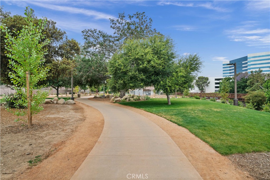 2510 Poinsettia Street