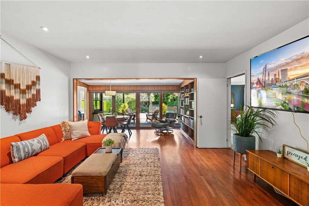 2510 Poinsettia Street