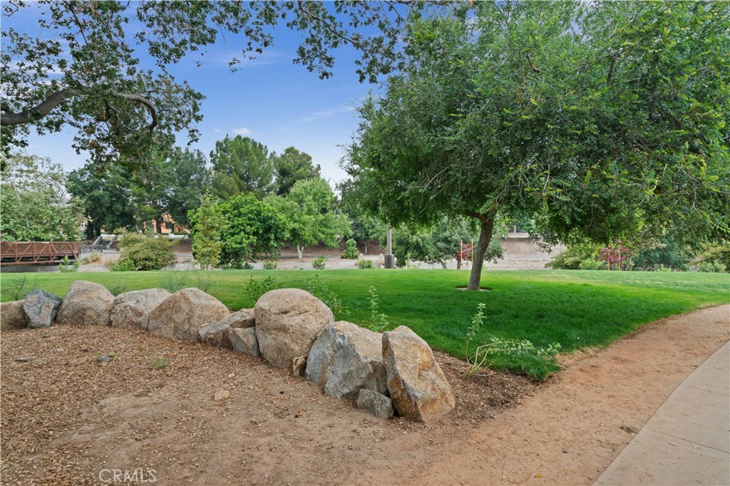 2510 Poinsettia Street