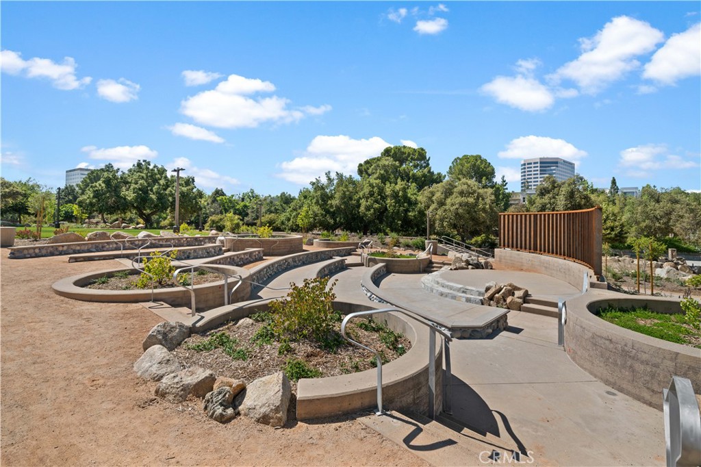 2510 Poinsettia Street