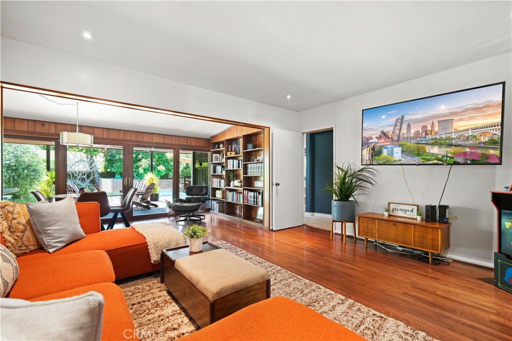 2510 Poinsettia Street