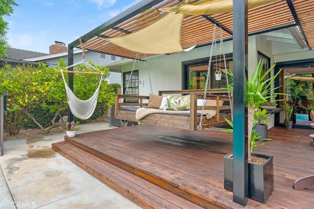 2510 Poinsettia Street