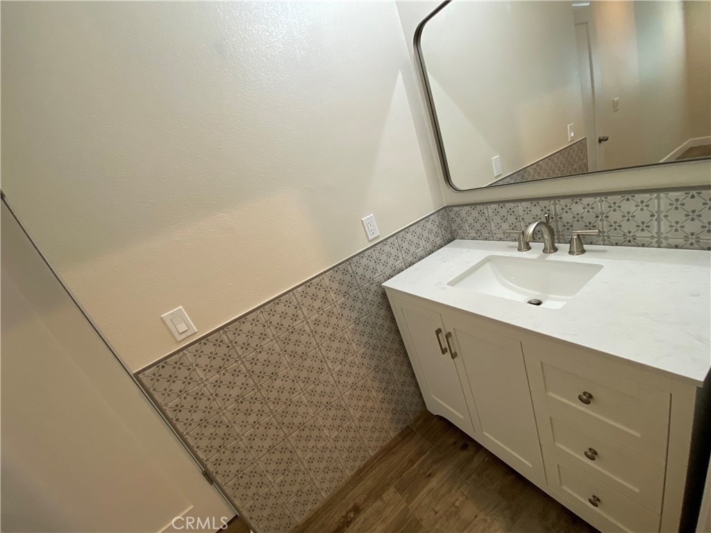 214 Springfield Ave B