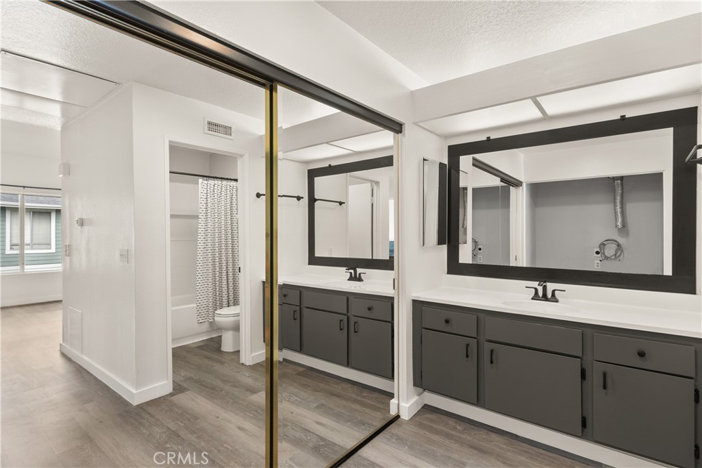 12095 Brighton River 95