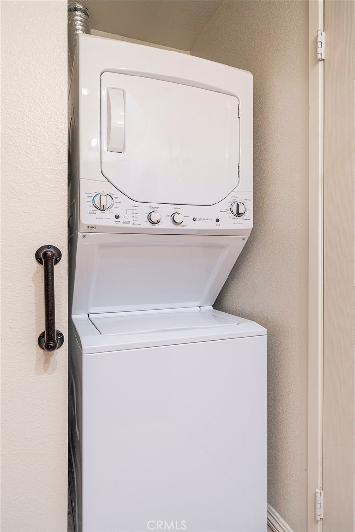 18242 Parkview Lane 204