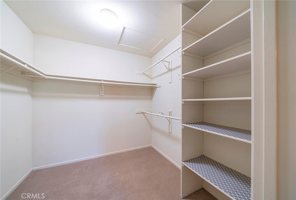 18242 Parkview Lane 204