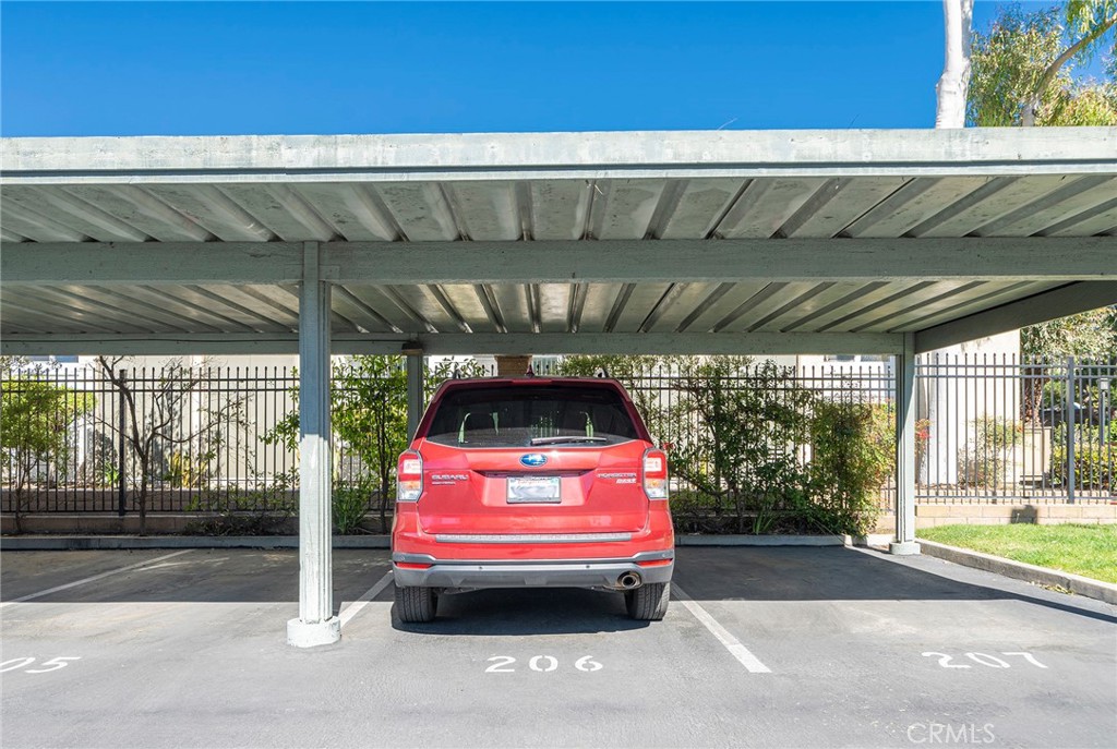 18242 Parkview Lane 204