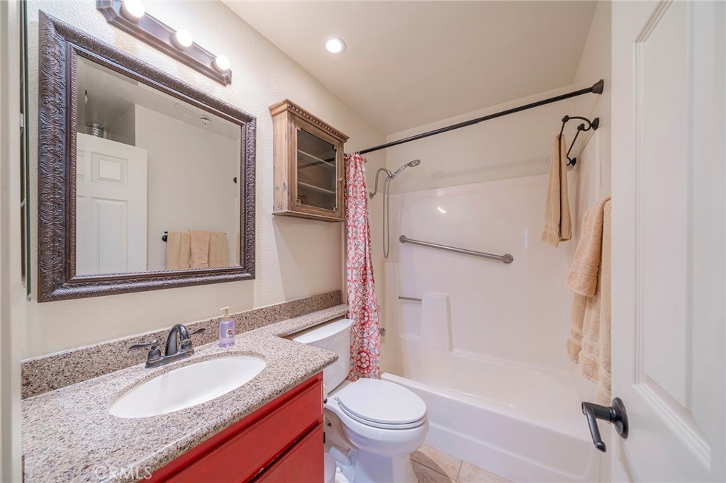 18242 Parkview Lane 204